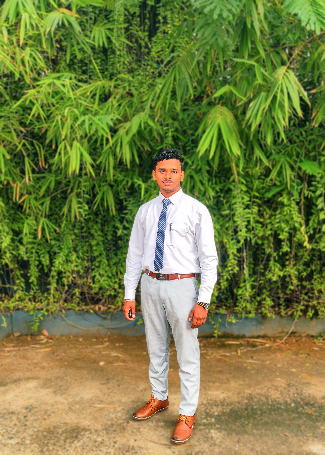 Karthikeyan Selvamani, formal outdoor portrait